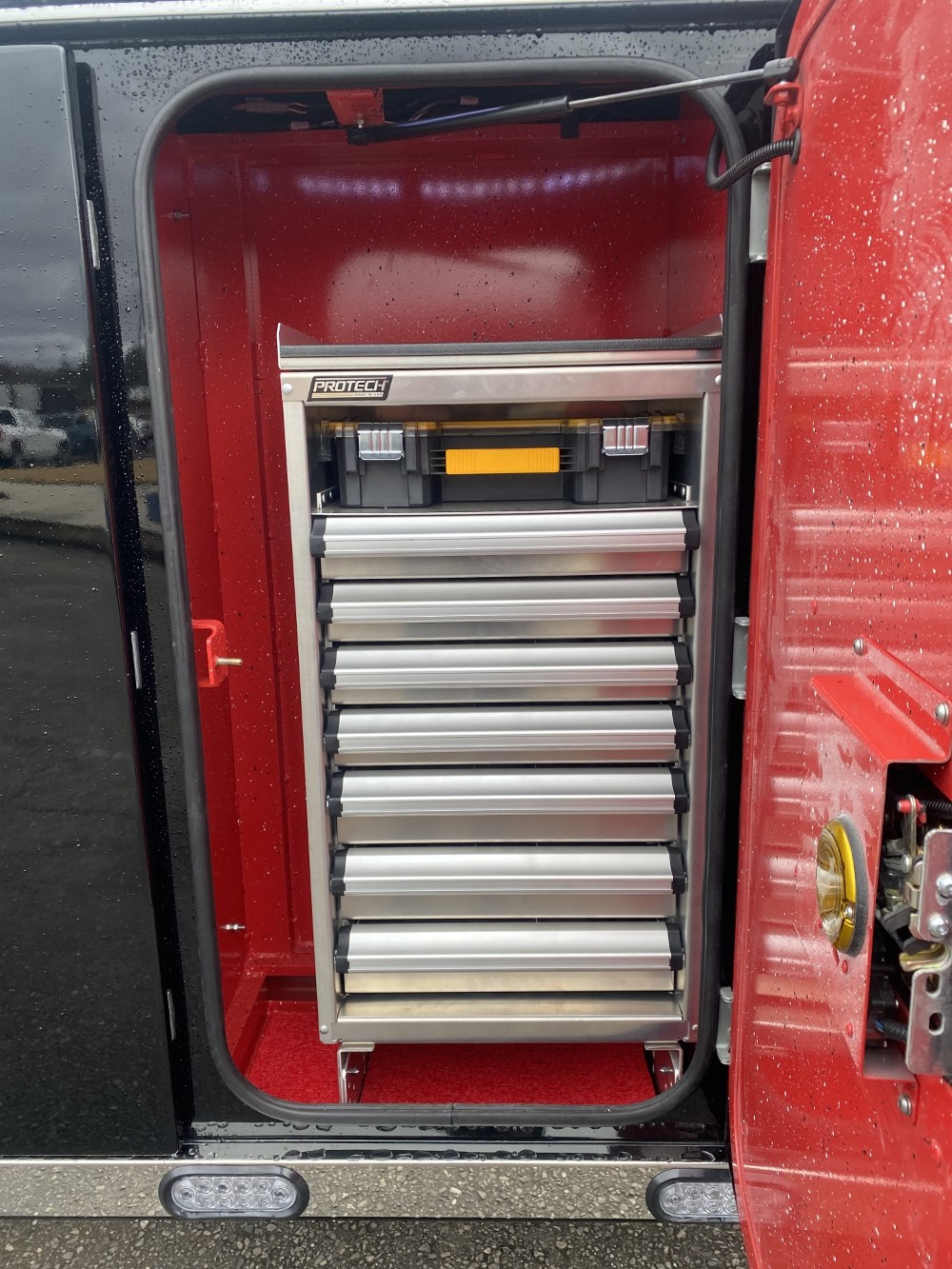 2025 Peterbilt 567 Tandem Tandem 10